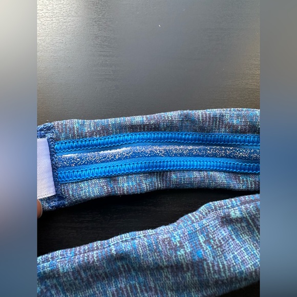 Ivivva by Lululemon Athletica Girls Light Blue Athletic Non-Slip Headband - Picture 5 of 5